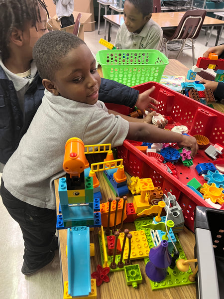 First Lego Team (K-1st Grade)- Mondays (Starting October 6th)
